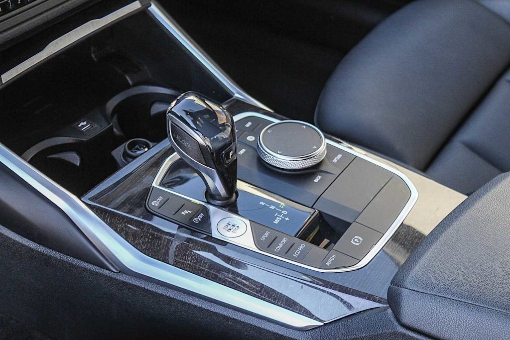 Thumbnail: 2019 BMW 3 Series - 14