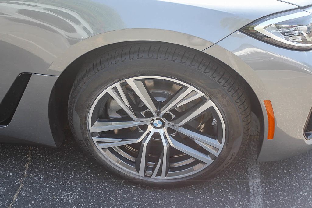 Thumbnail: 2024 BMW 4 Series - 19
