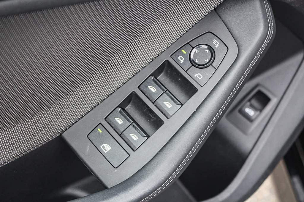 Thumbnail: 2026 BMW 2 Series - 24