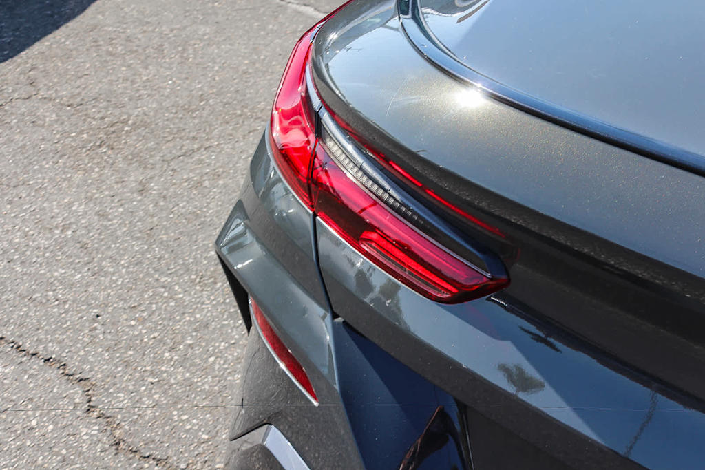 Thumbnail: 2023 BMW 8 Series - 5