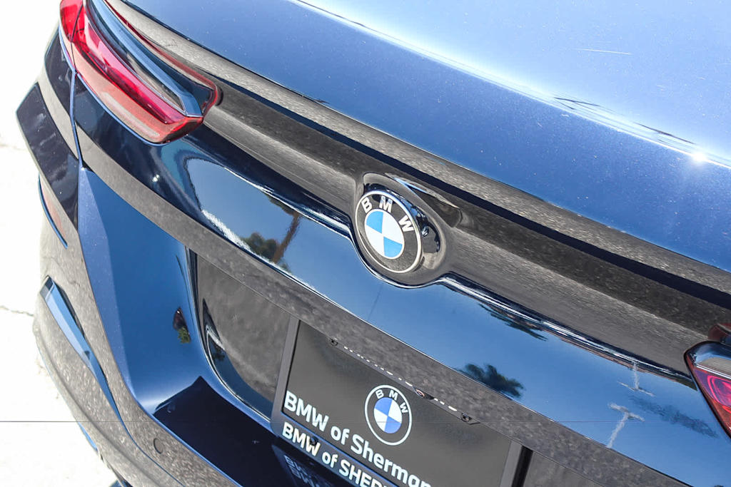 Thumbnail: 2023 BMW 8 Series - 5