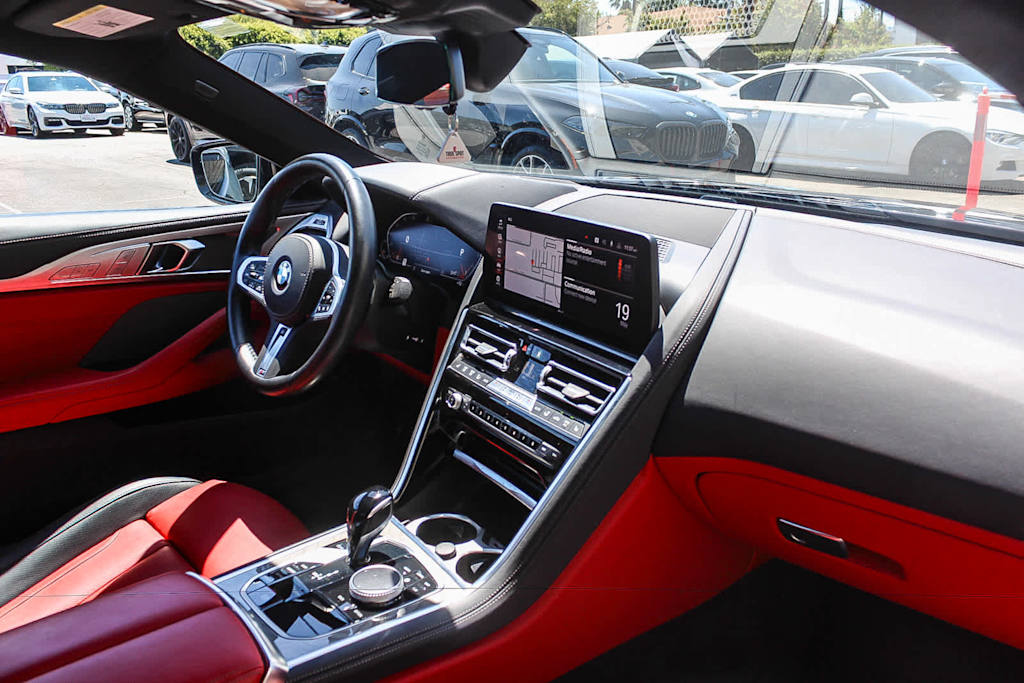 Thumbnail: 2023 BMW 8 Series - 8