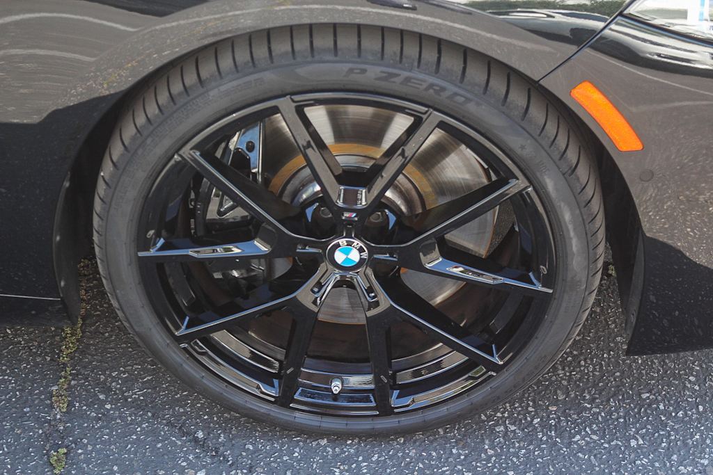 Thumbnail: 2023 BMW 8 Series - 19