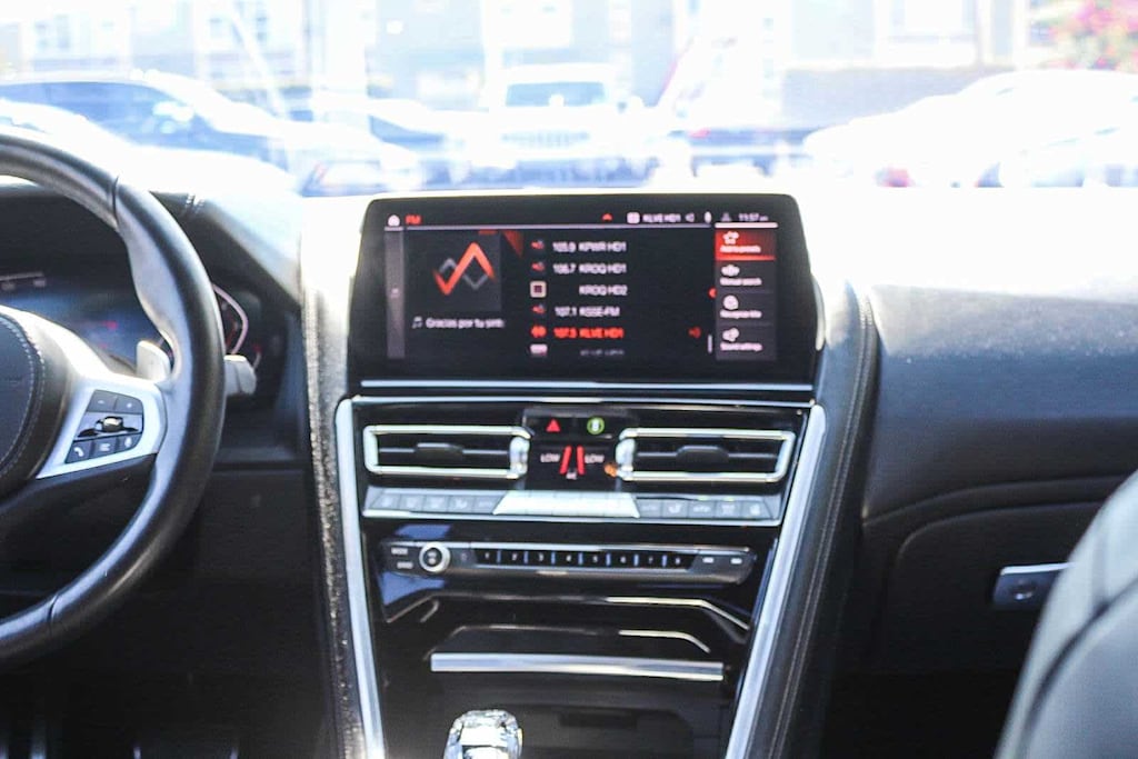 Thumbnail: 2023 BMW 8 Series - 13