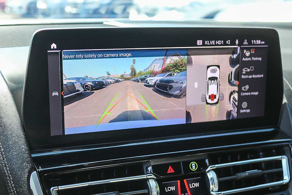 Thumbnail: 2023 BMW 8 Series - 27