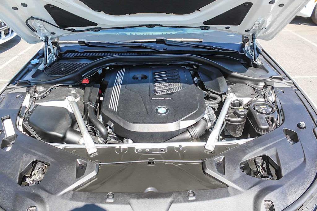 Thumbnail: 2023 BMW 8 Series - 7