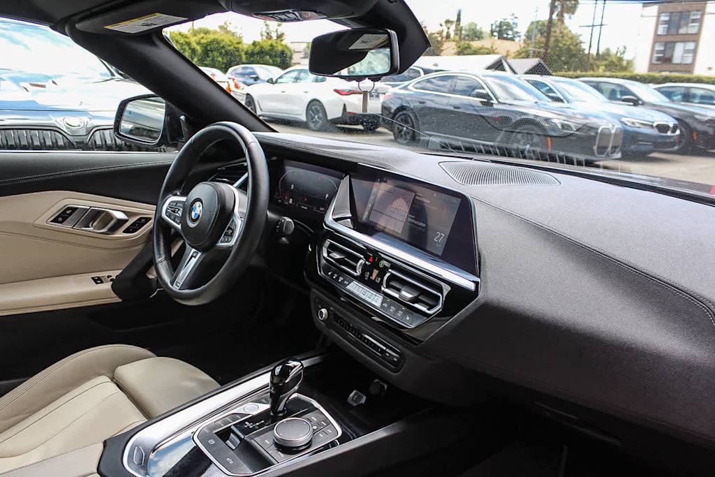 Thumbnail: 2023 BMW Z4 - 8