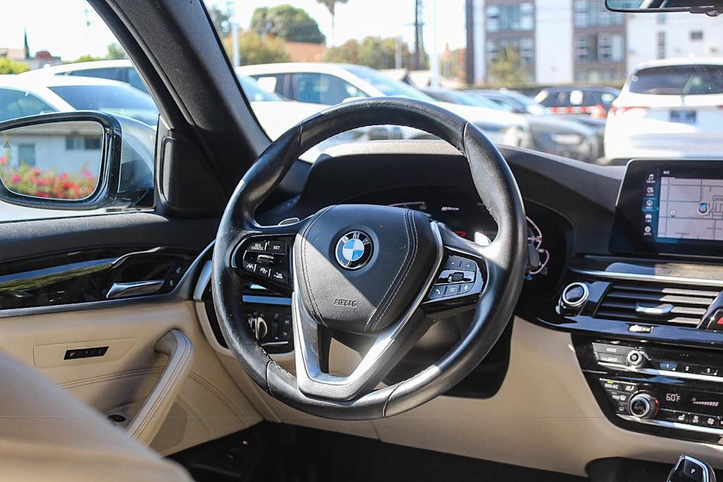 Thumbnail: 2020 BMW 5 Series - 9