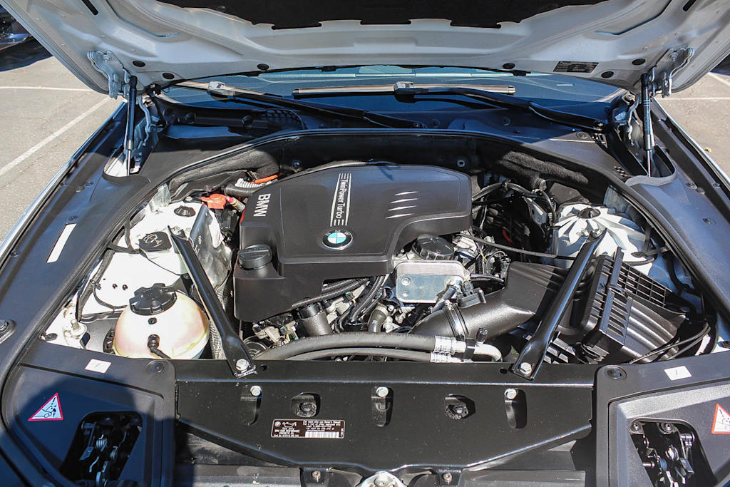 Thumbnail: 2013 BMW 5 Series - 8