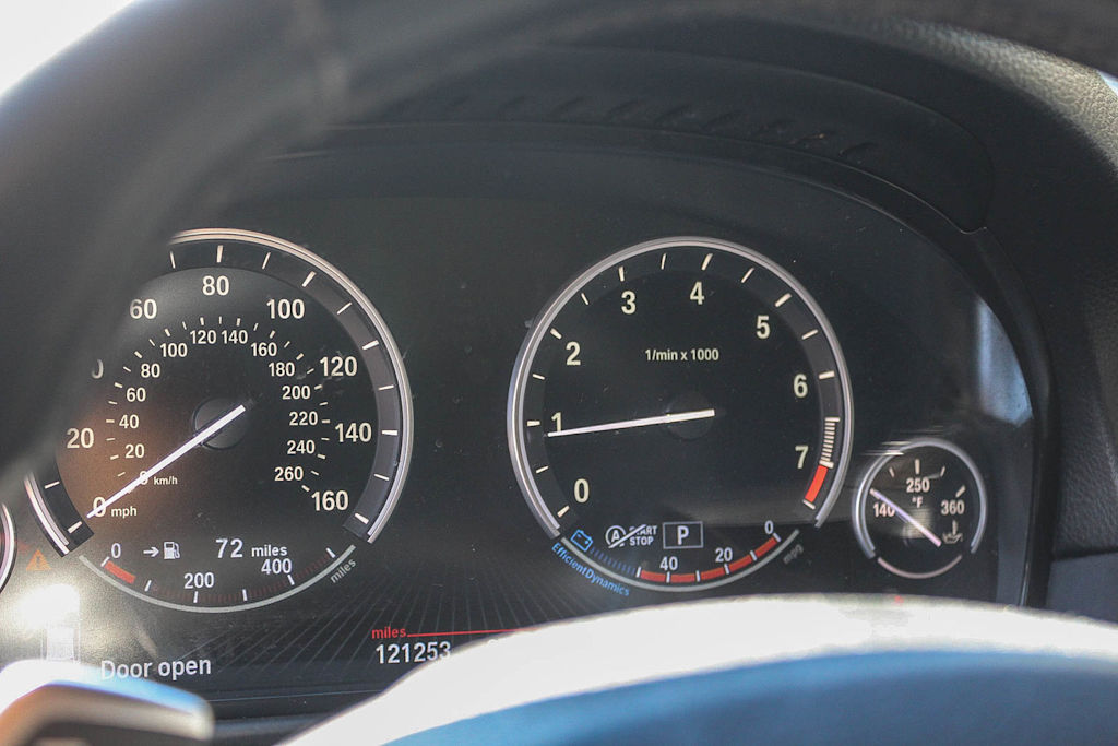 Thumbnail: 2013 BMW 5 Series - 16
