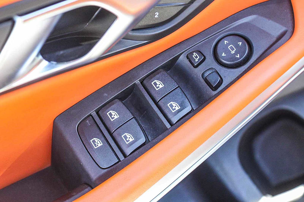 Thumbnail: 2024 BMW M3 - 24