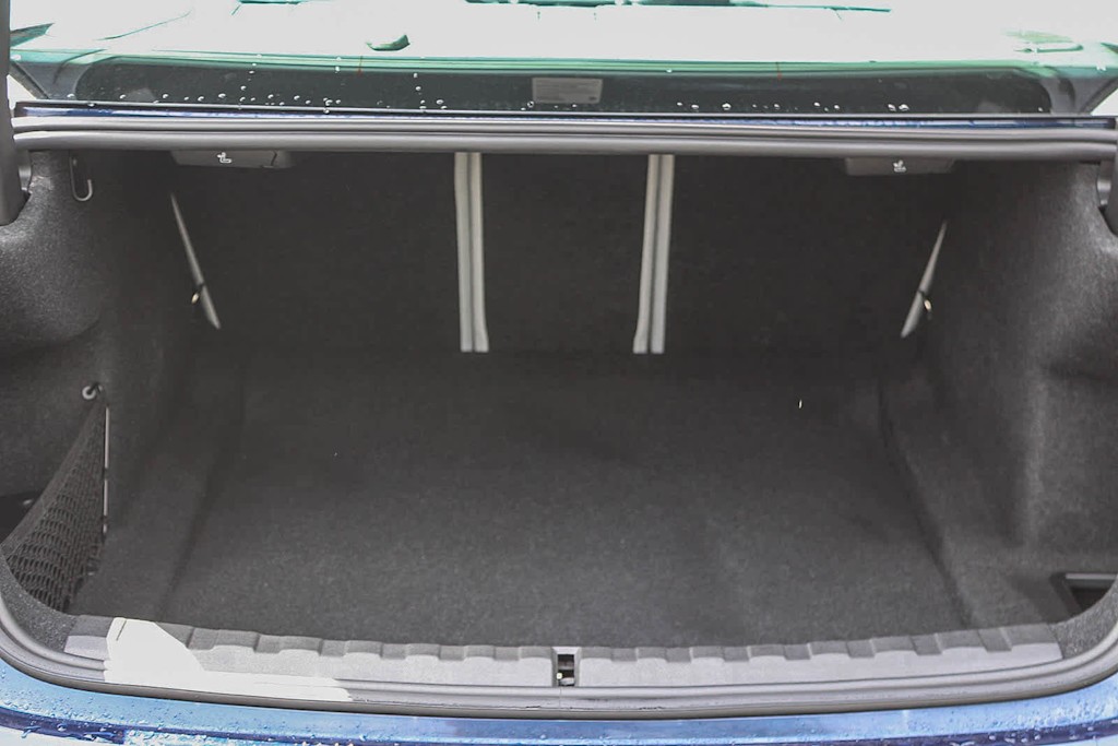 Thumbnail: 2024 BMW M3 - 16