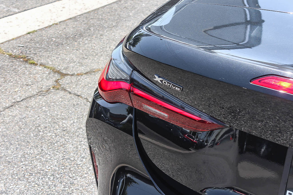 Thumbnail: 2024 BMW M4 - 17