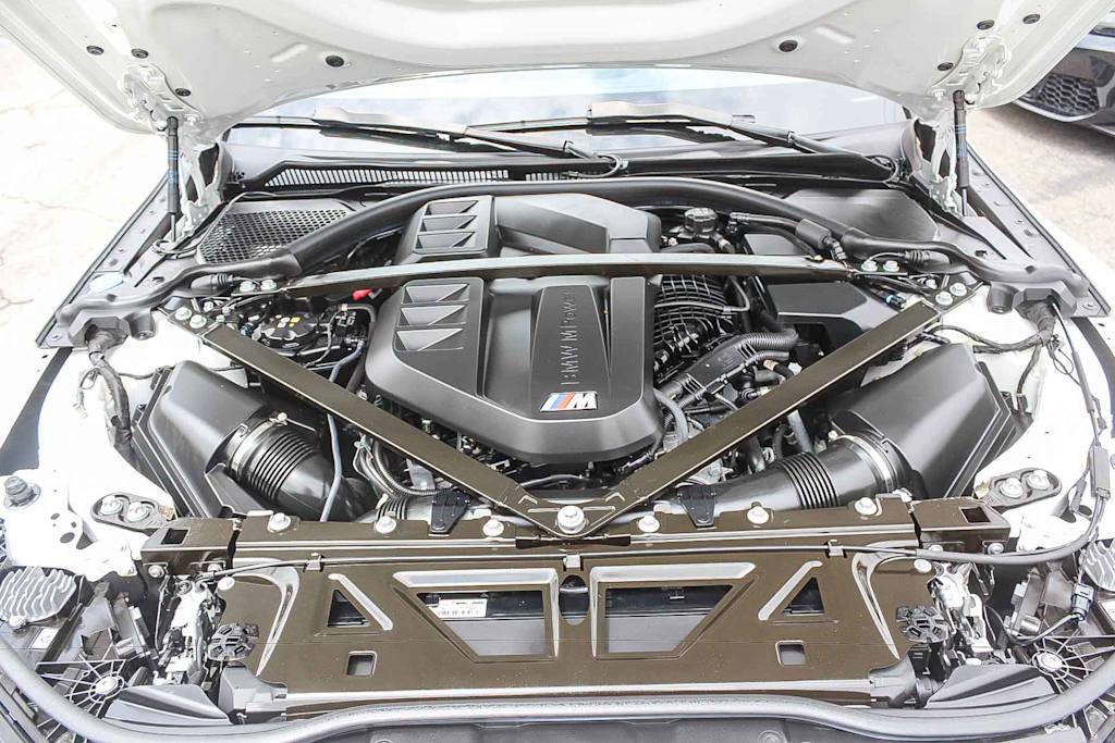 Thumbnail: 2024 BMW M4 - 8