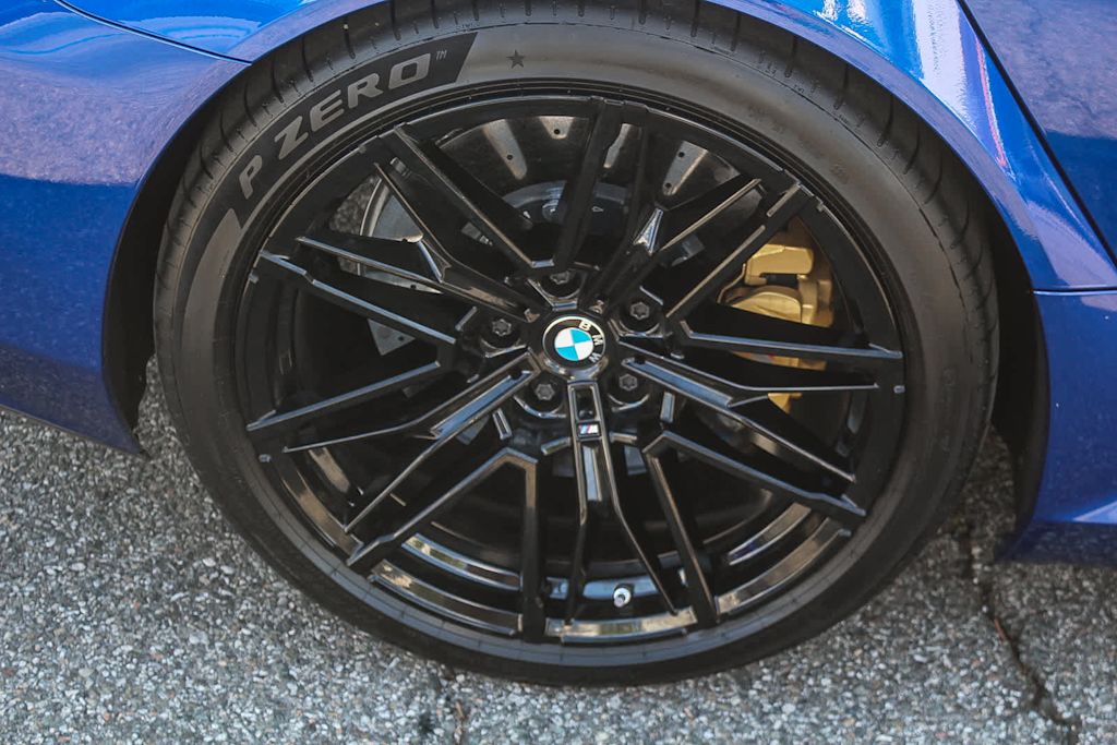 Thumbnail: 2025 BMW M5 - 7