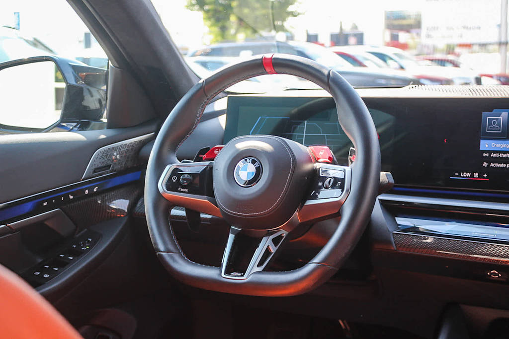 Thumbnail: 2025 BMW M5 - 9