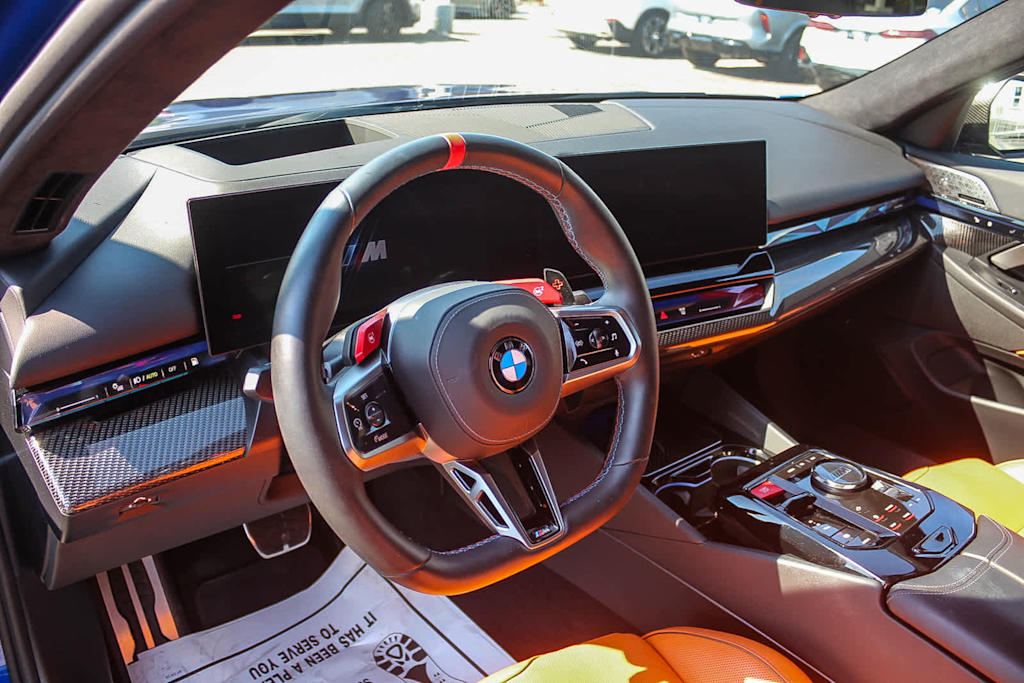 Thumbnail: 2025 BMW M5 - 13