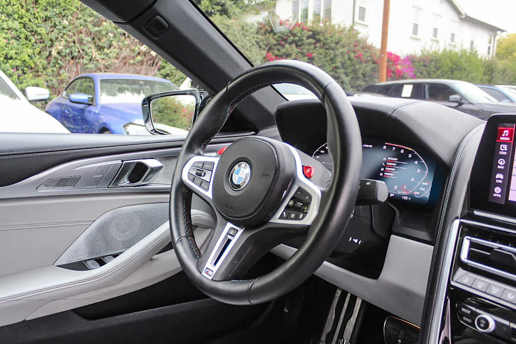 Thumbnail: 2025 BMW M8 - 2