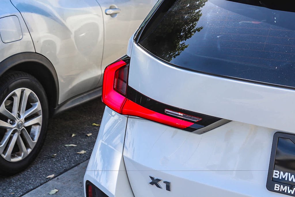 Thumbnail: 2024 BMW X1 - 21