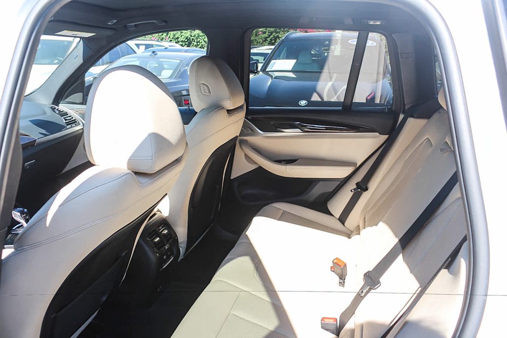 Thumbnail: 2023 BMW X3 - 10