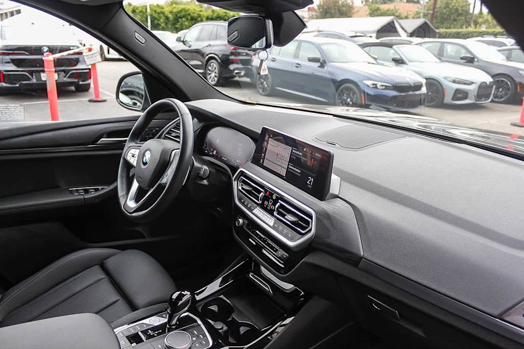 Thumbnail: 2024 BMW X3 - 12