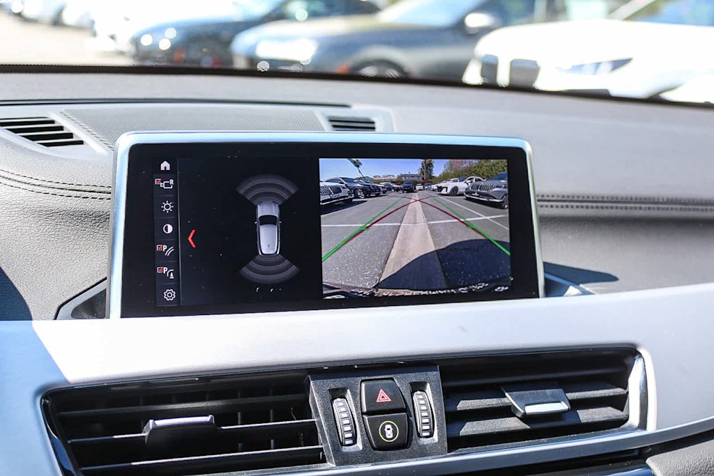 2023 BMW X2 sDrive28i 27