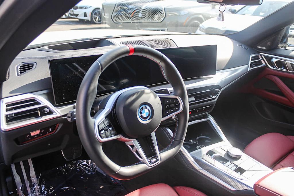 Thumbnail: 2025 BMW i4 - 12