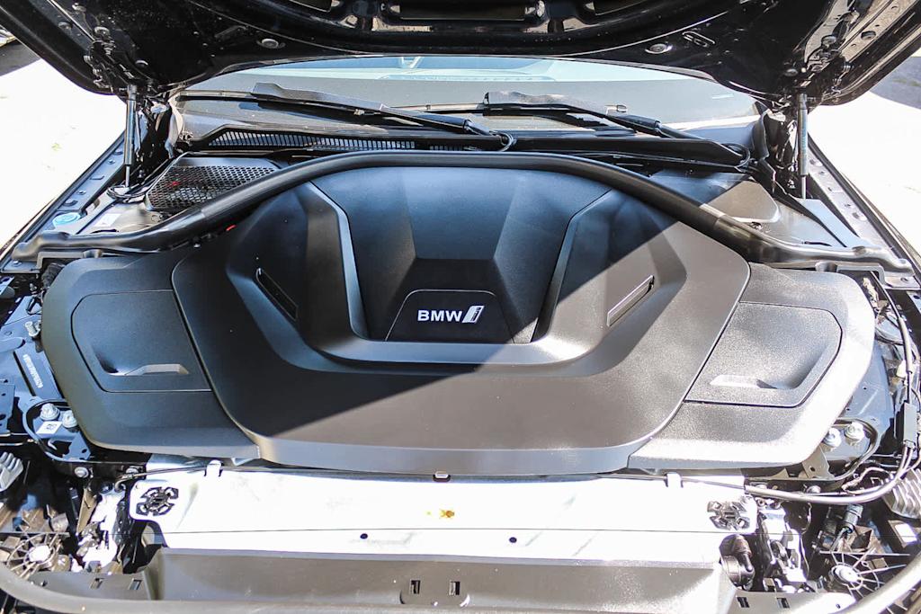 Thumbnail: 2023 BMW i4 - 7