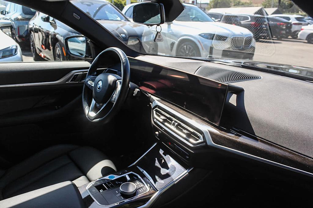 Thumbnail: 2023 BMW i4 - 11
