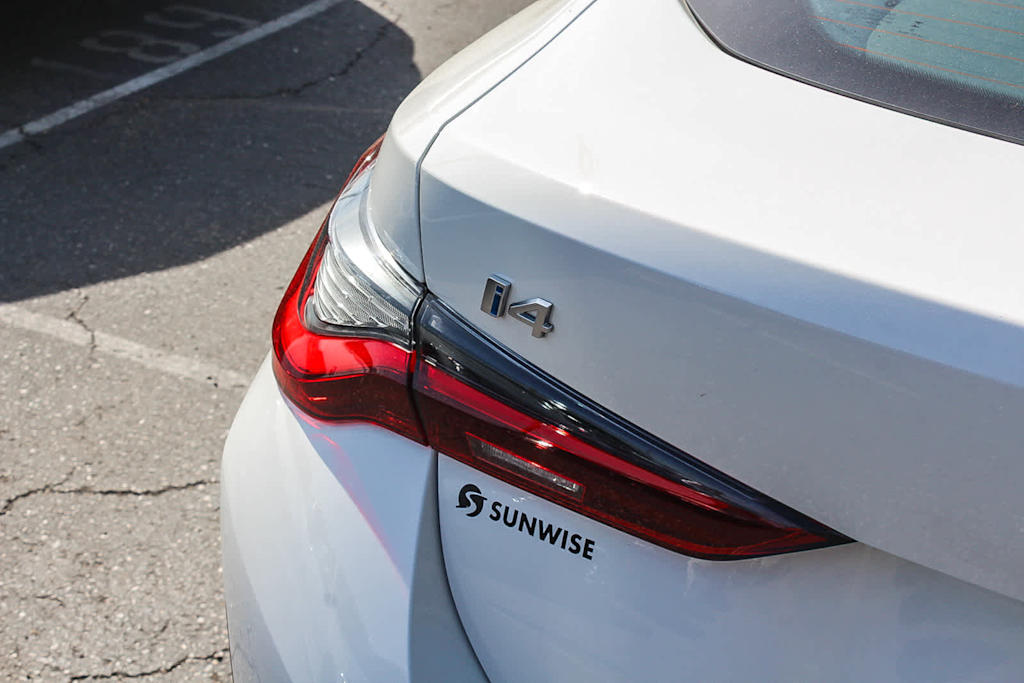 Thumbnail: 2023 BMW i4 - 21