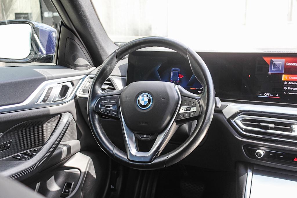 Thumbnail: 2023 BMW i4 - 9