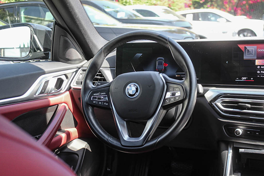 Thumbnail: 2023 BMW i4 - 9