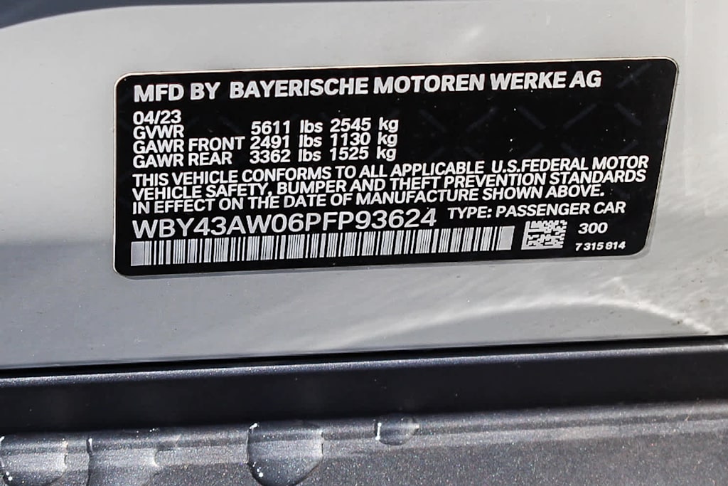 Thumbnail: 2023 BMW i4 - 28