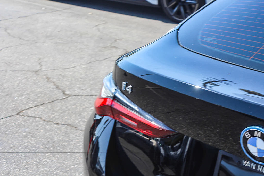 Thumbnail: 2023 BMW i4 - 16
