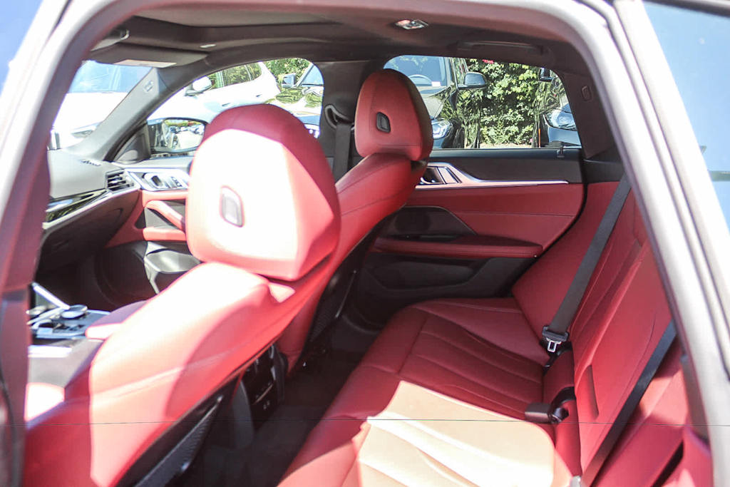 Thumbnail: 2023 BMW i4 - 9