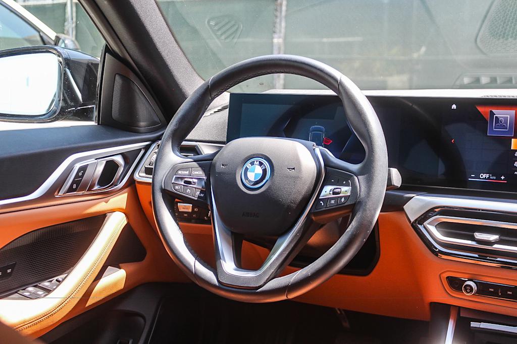 Thumbnail: 2023 BMW i4 - 8