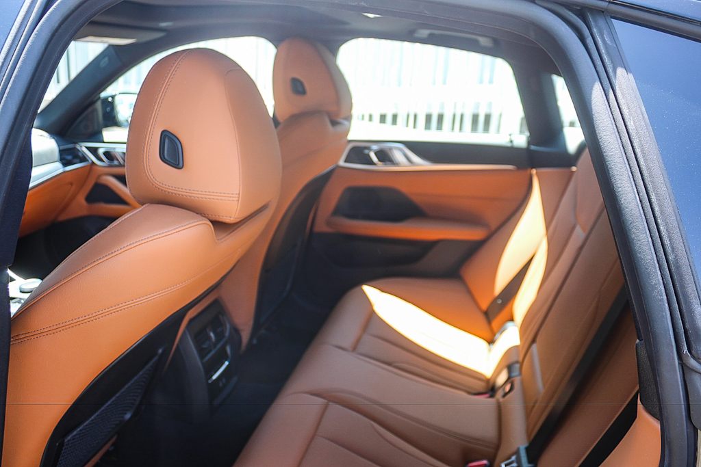 Thumbnail: 2023 BMW i4 - 9