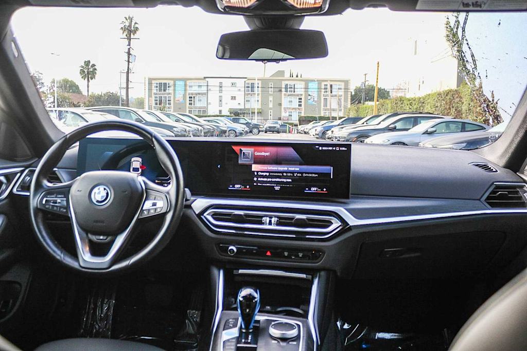 Thumbnail: 2023 BMW i4 - 2