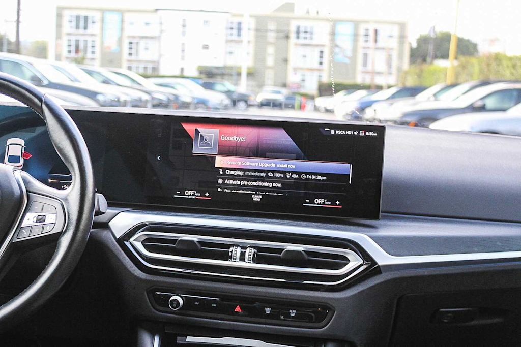 Thumbnail: 2023 BMW i4 - 14