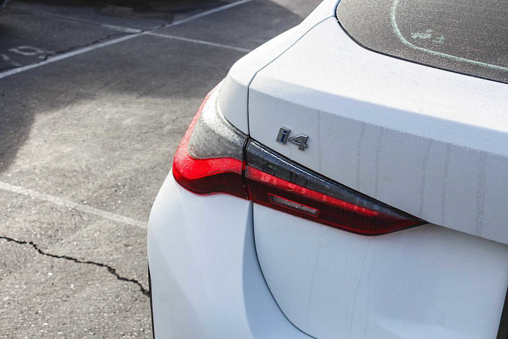 Thumbnail: 2023 BMW i4 - 20