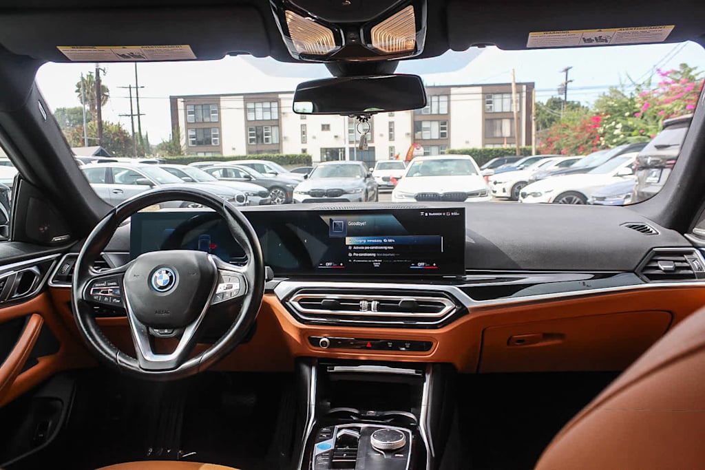 Thumbnail: 2023 BMW i4 - 2