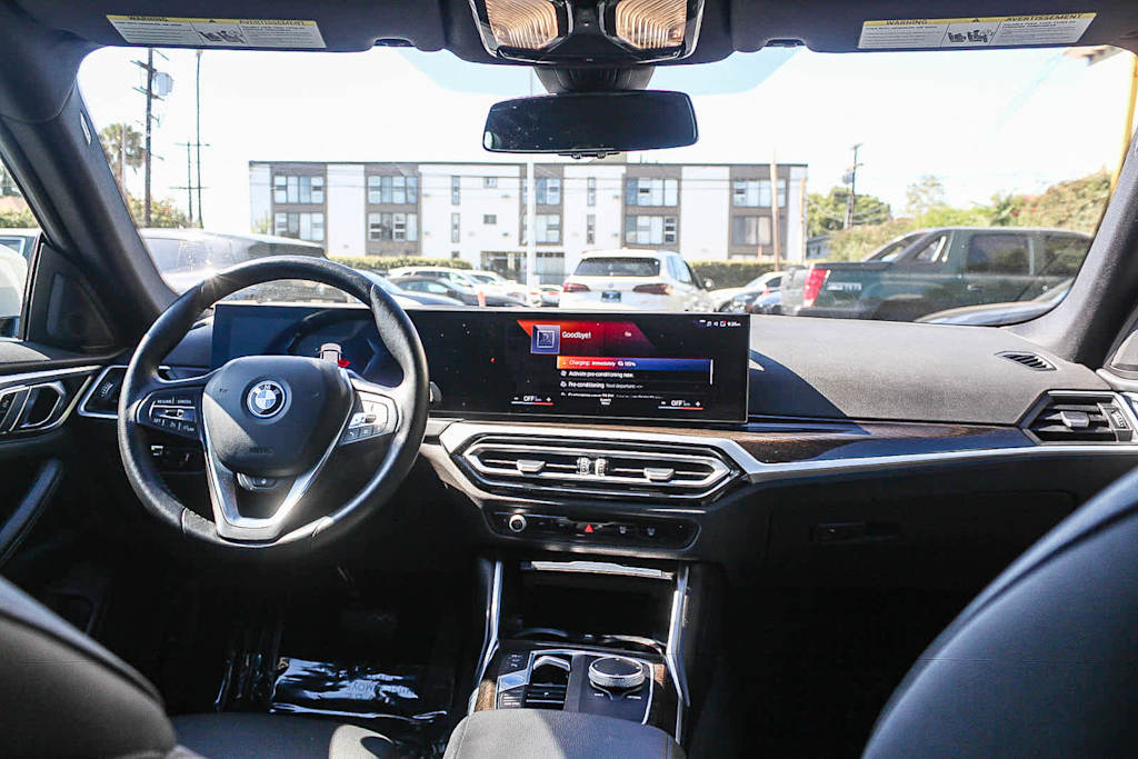 Thumbnail: 2023 BMW i4 - 2