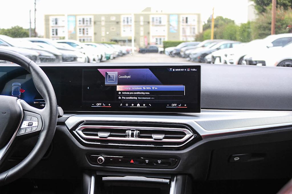 2024 BMW i4 eDrive35 13