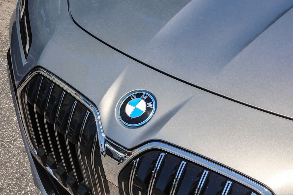 Thumbnail: 2023 BMW i7 - 23