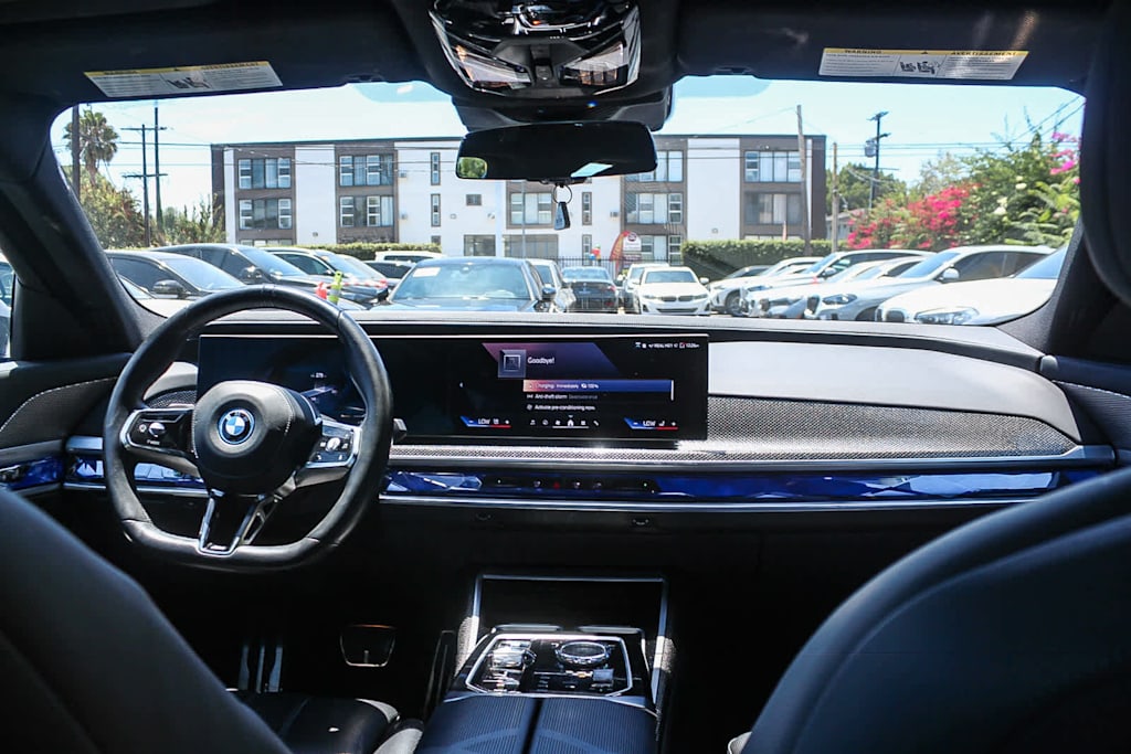 Thumbnail: 2023 BMW i7 - 2