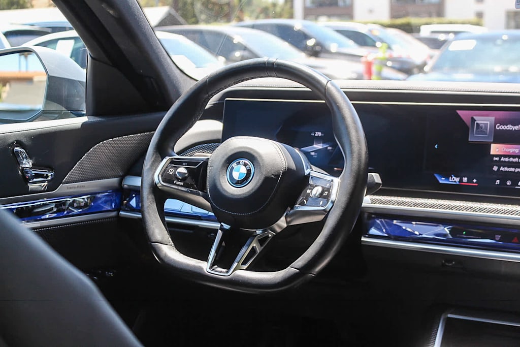 Thumbnail: 2023 BMW i7 - 8