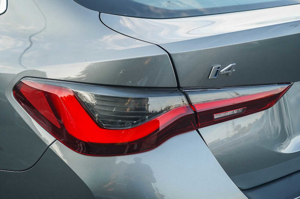 Thumbnail: 2023 BMW i4 - 18