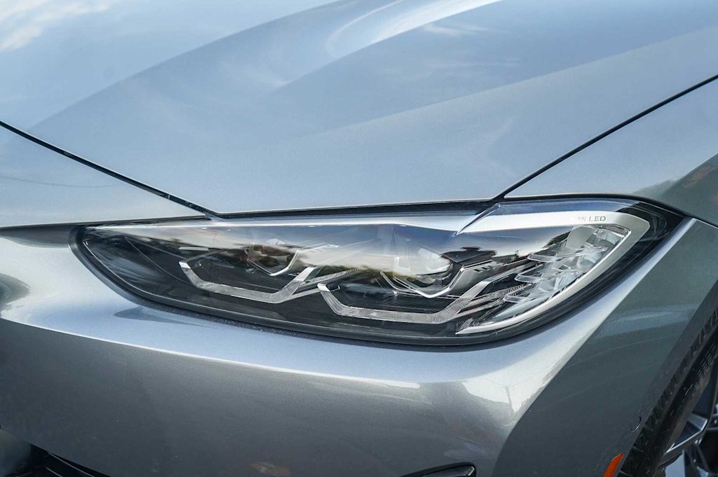 Thumbnail: 2023 BMW i4 - 20