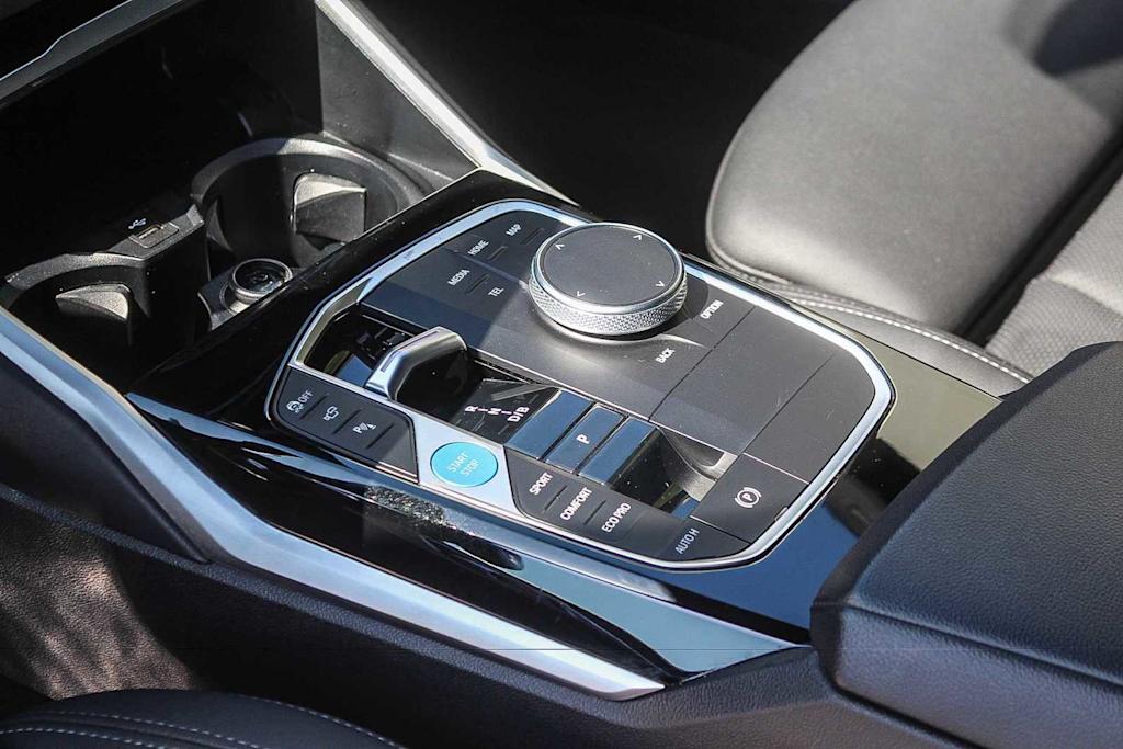 Thumbnail: 2023 BMW i4 - 12