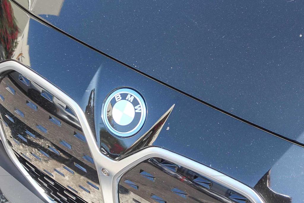 Thumbnail: 2023 BMW i4 - 22